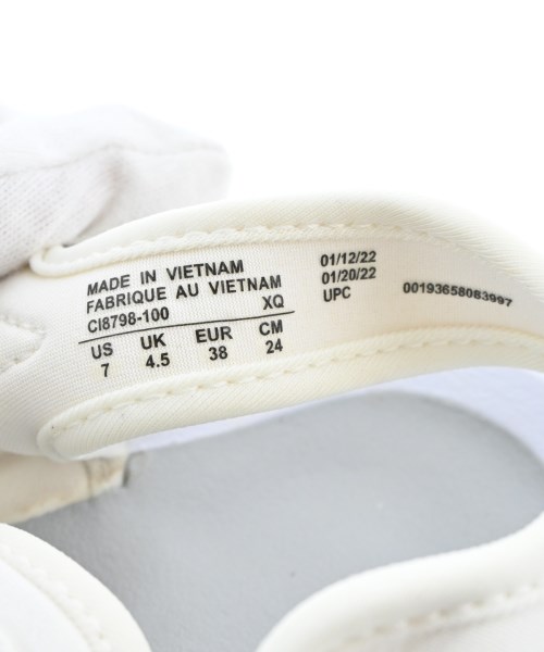 NIKE（ナイキ）サンダル 白 サイズ:24cm レディース/2200717576227