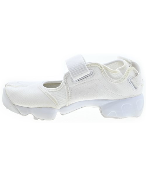 NIKE（ナイキ）スニーカー 白 サイズ:25cm レディース/2200718666385