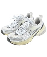 NIKE スニーカー