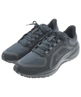 NIKE スニーカー