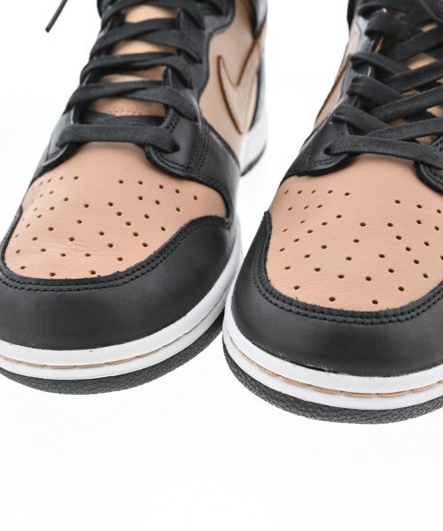 NIKE（ナイキ）スニーカー ベージュ サイズ:28.5cm メンズ/2200724782147