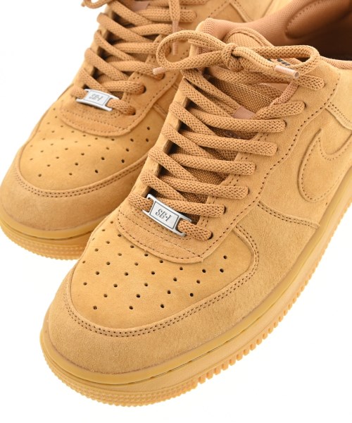 NIKE（ナイキ）スニーカー ベージュ サイズ:28cm メンズ/2200725083168