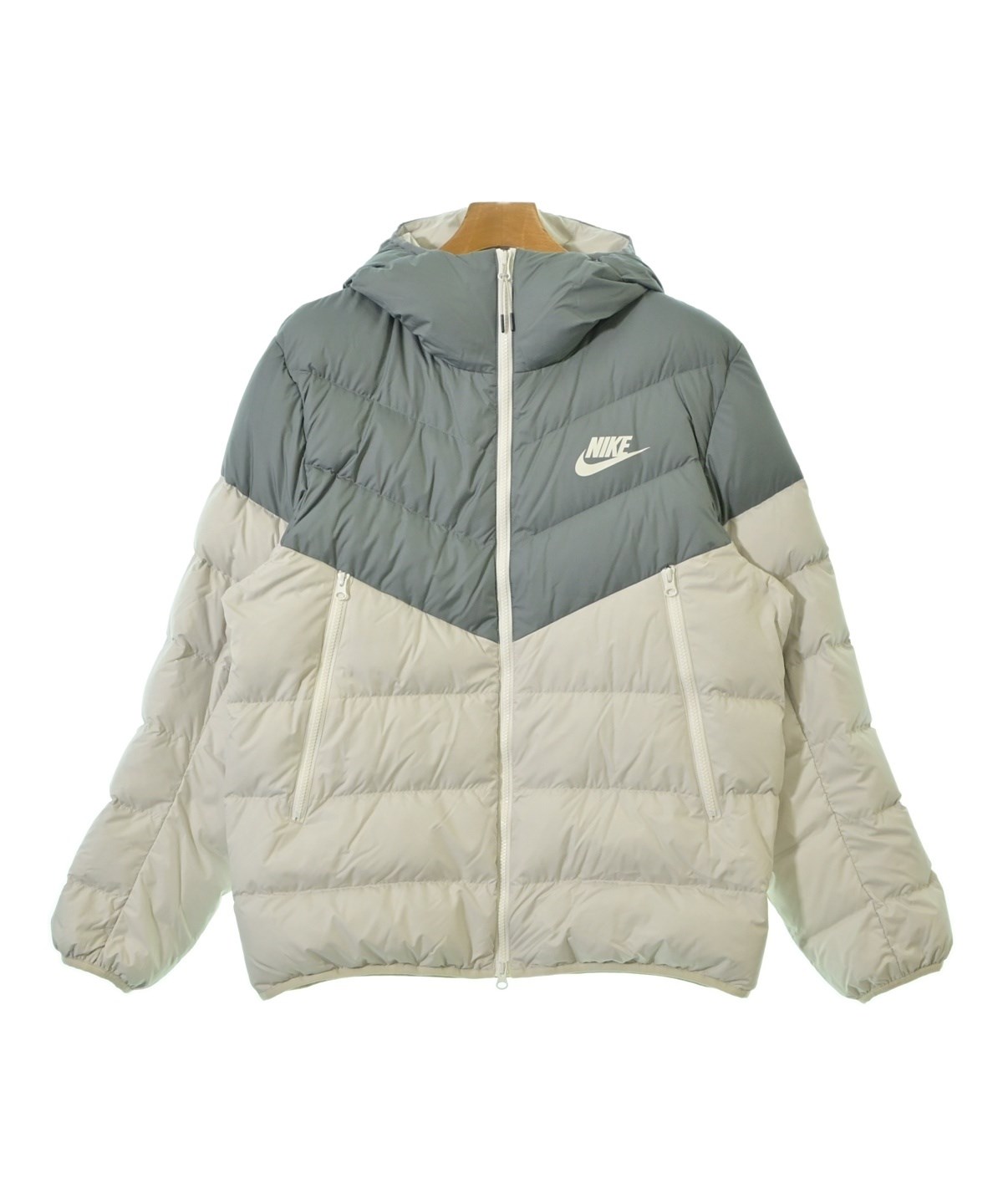NIKE（ナイキ）ダウンジャケット/ダウンベスト 白 サイズ:XL メンズ