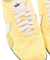 NIKE（ナイキ）スニーカー 黄 サイズ:23.5cm レディース/2200703575548