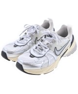 NIKE スニーカー
