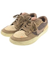 NIKE スニーカー