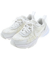 NIKE スニーカー