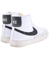 NIKE（ナイキ）スニーカー 黒 サイズ:24cm レディース/2200724281190