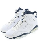 NIKE スニーカー