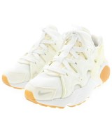 NIKE スニーカー