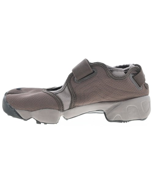 NIKE（ナイキ）サンダル 茶 サイズ:24cm レディース/2200675688147