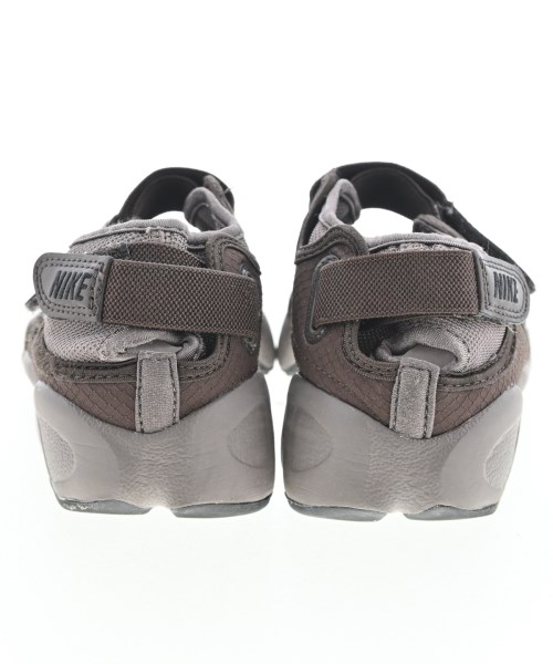 NIKE（ナイキ）サンダル 茶 サイズ:24cm レディース/2200675688147