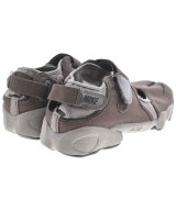 NIKE（ナイキ）サンダル 茶 サイズ:24cm レディース/2200675688147