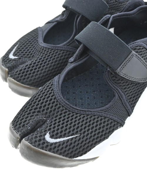NIKE（ナイキ）スニーカー 黒 サイズ:25cm レディース/2200680227065