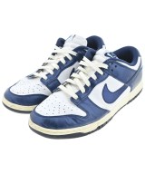 NIKE スニーカー