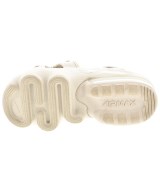 NIKE（ナイキ）サンダル ベージュ サイズ:22cm レディース/2200679049029