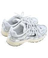 NIKE（ナイキ）スニーカー 白 サイズ:24cm レディース/2200680035165