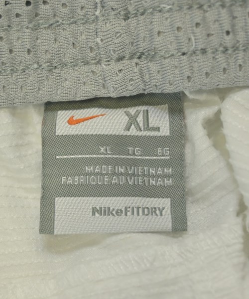 NIKE（ナイキ）ショートパンツ 白 サイズ:XL メンズ/2200679416029