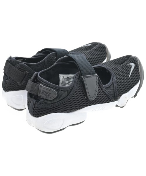 NIKE（ナイキ）スニーカー 黒 サイズ:25cm レディース/2200680613035