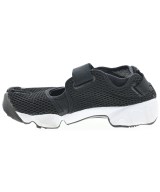 NIKE（ナイキ）スニーカー 黒 サイズ:25cm レディース/2200680613035