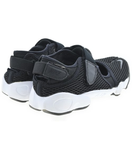 NIKE（ナイキ）スニーカー 黒 サイズ:24cm レディース/2200685336083
