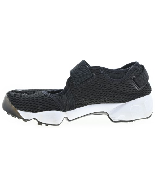 NIKE（ナイキ）スニーカー 黒 サイズ:24cm レディース/2200685336083