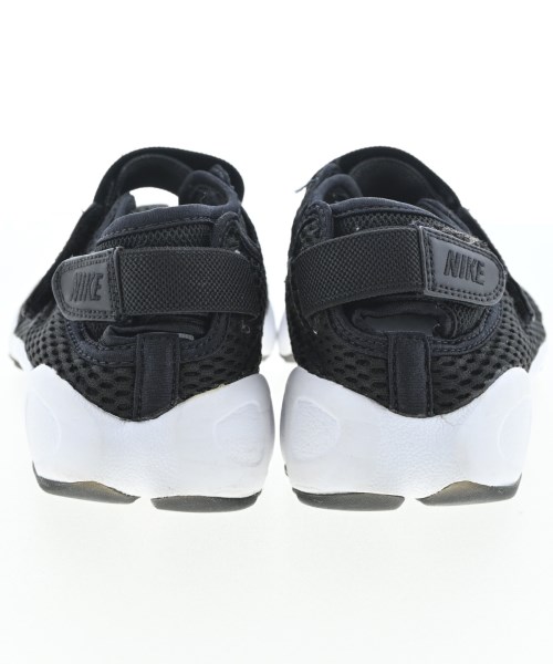 NIKE（ナイキ）スニーカー 黒 サイズ:24cm レディース/2200685336083