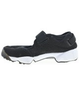 NIKE（ナイキ）スニーカー 黒 サイズ:24cm レディース/2200685336083