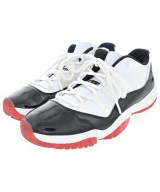 NIKE スニーカー