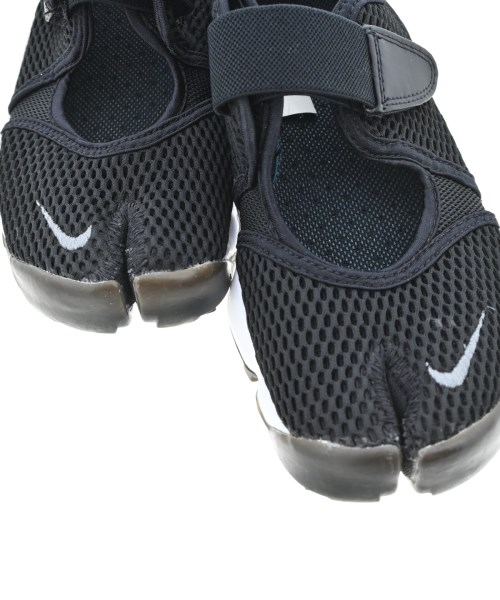 NIKE（ナイキ）スニーカー 黒 サイズ:25cm レディース/2200681402072