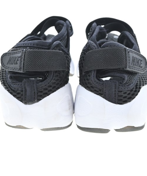 NIKE（ナイキ）スニーカー 黒 サイズ:25cm レディース/2200681402072