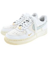 NIKE スニーカー