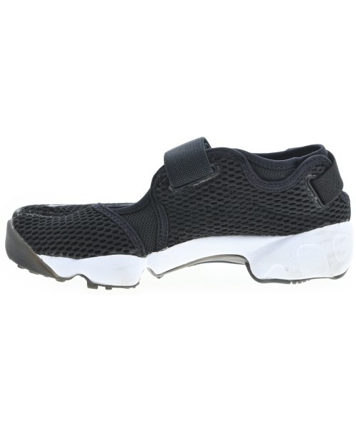 NIKE（ナイキ）スニーカー 黒 サイズ:24cm レディース/2200684510095