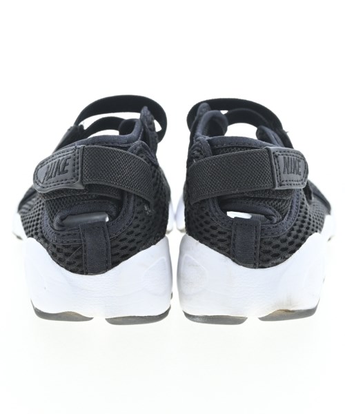 NIKE（ナイキ）スニーカー 黒 サイズ:24cm レディース/2200684510095