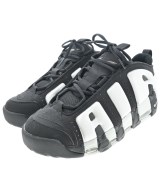 NIKE スニーカー