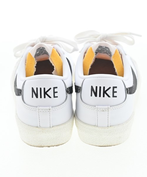 NIKE（ナイキ）スニーカー 白 サイズ:24cm レディース/2200687427079