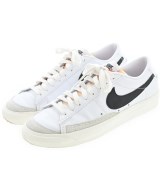 NIKE（ナイキ）スニーカー 白 サイズ:24cm レディース/2200687427079
