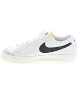 NIKE（ナイキ）スニーカー 白 サイズ:24cm レディース/2200687427079
