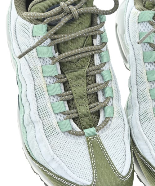 NIKE（ナイキ）スニーカー 緑 サイズ:25.5cm レディース/2200680776044