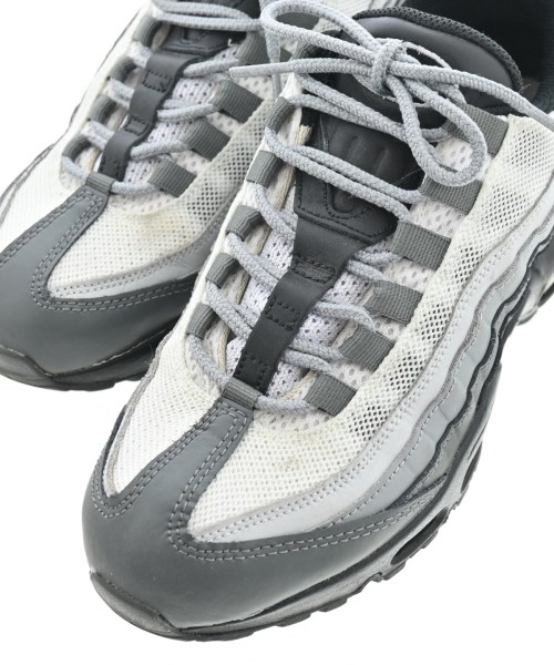 NIKE（ナイキ）スニーカー グレー サイズ:25cm レディース/2200680776051