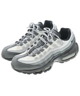NIKE スニーカー