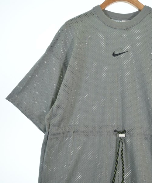 NIKE（ナイキ）Tシャツ・カットソー グレー サイズ:M レディース/2200680633200