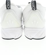 NIKE（ナイキ）スニーカー 白 サイズ:26cm メンズ/2200684614465