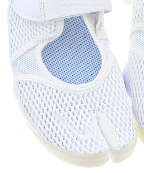 NIKE（ナイキ）スニーカー 白 サイズ:25cm レディース/2200683761023