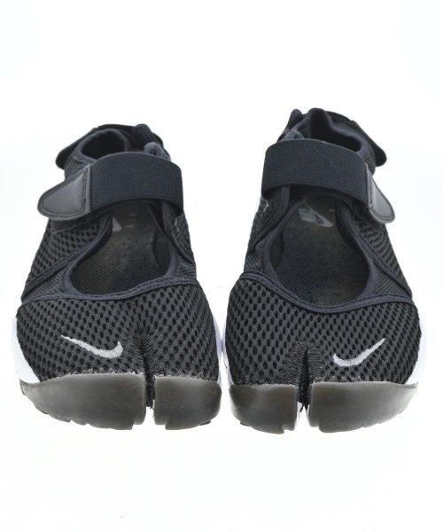 NIKE（ナイキ）スニーカー 黒 サイズ:25cm レディース/2200677472089