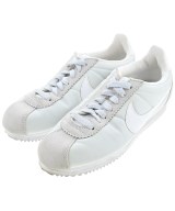 NIKE スニーカー