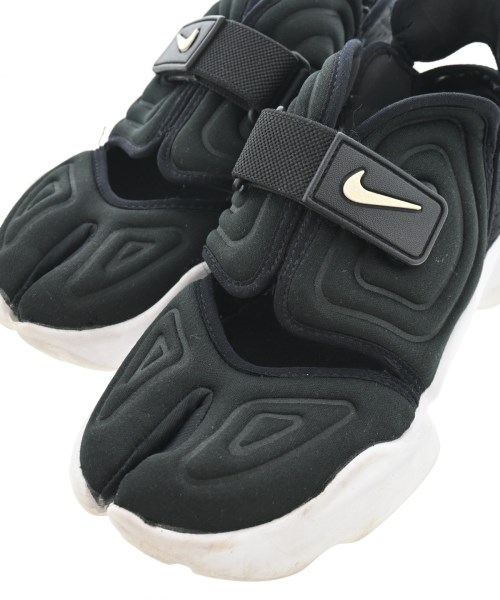 NIKE（ナイキ）スニーカー 黒 サイズ:23.5cm レディース/2200682476058