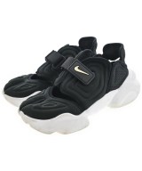 NIKE（ナイキ）スニーカー 黒 サイズ:23.5cm レディース/2200682476058