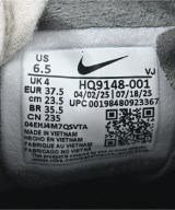 NIKE（ナイキ）スニーカー 黒 サイズ:23.5cm レディース/2200691316055