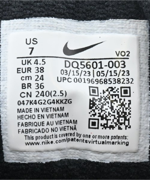NIKE（ナイキ）スニーカー 黒 サイズ:24cm レディース/2200682492423